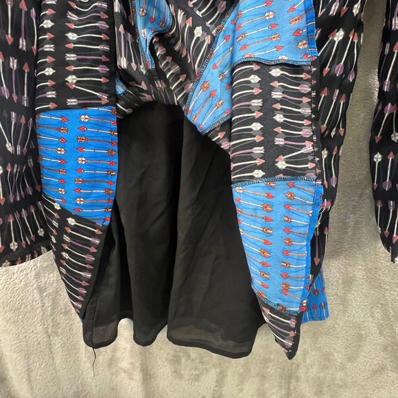 BCBG MAXAZRIA Black Arrow Print Size 6 Mini Dress Whimsigoth Skater Boho Chic - Picture 6 of 14